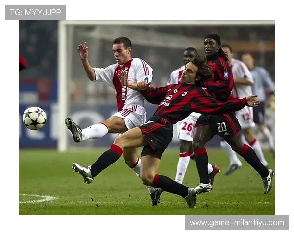 深入分析AC米兰队史:马尔蒂尼破门的战术背景与影响 深入分析AC米兰队史:马尔蒂尼破门的战术背景与影响