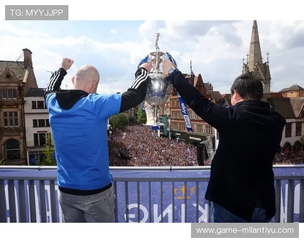 米兰story：带你走进米兰足球场的幕后故事与球迷的热情狂欢时刻